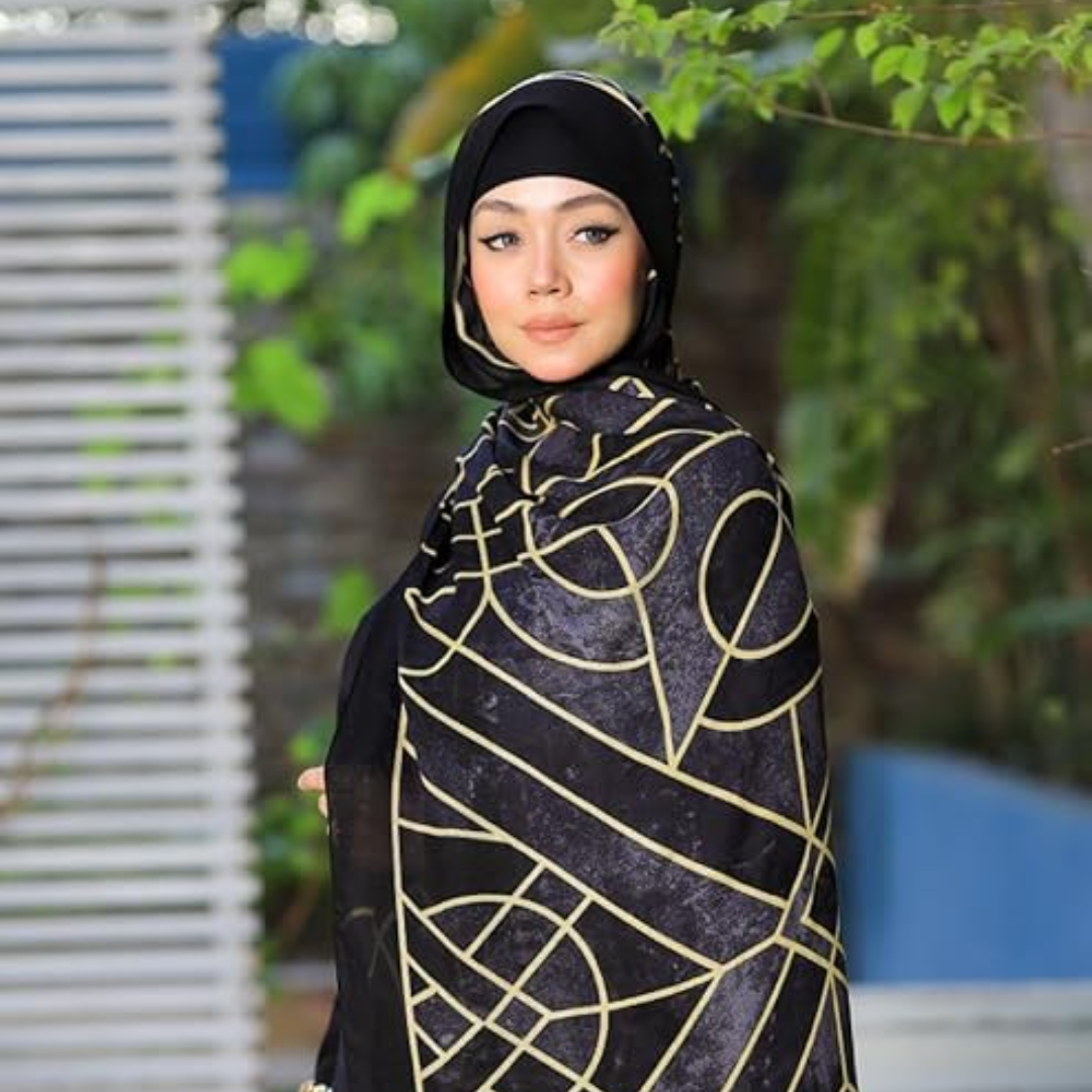 High Density Chiffon Hijab (Black Pattern)